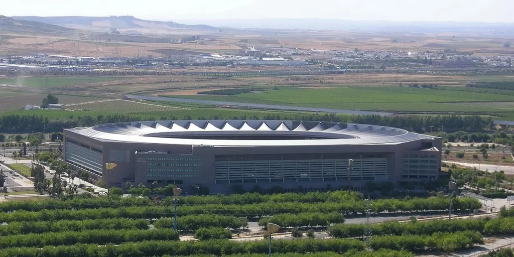 Espagne Seville Stade olympique de Séville 57.619 places 1999
dimension stade de foot 