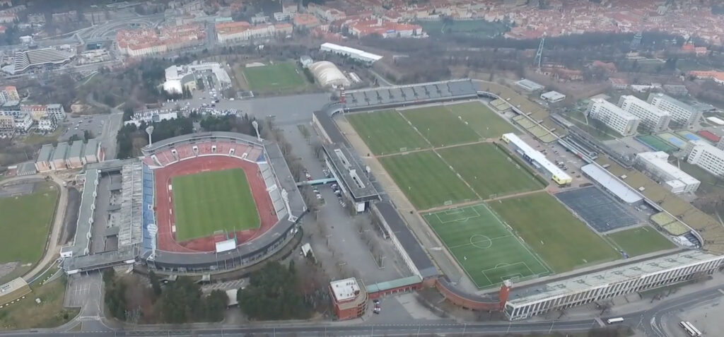Great Strahov Stadium (Tchéquie) 03
stade de foot