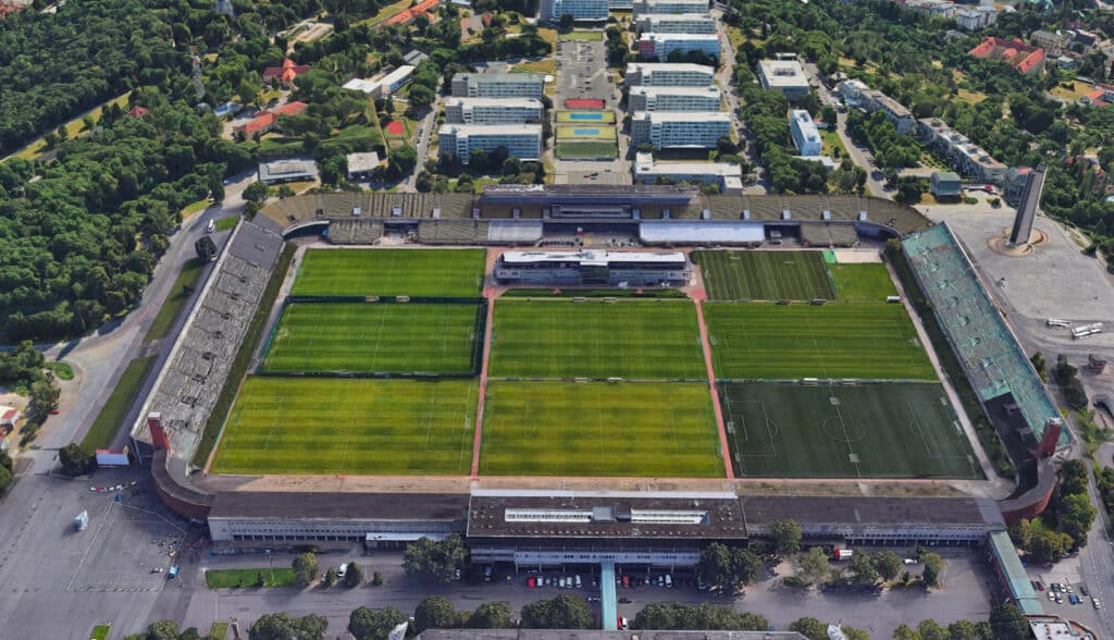 Great Strahov Stadium (Tchéquie) 01
stade de foot