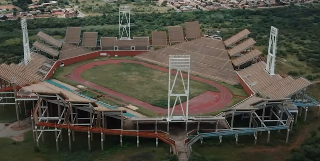Mmabatho Stadium et ODI Stadium (Afrique du Sud) 02
stade de foot