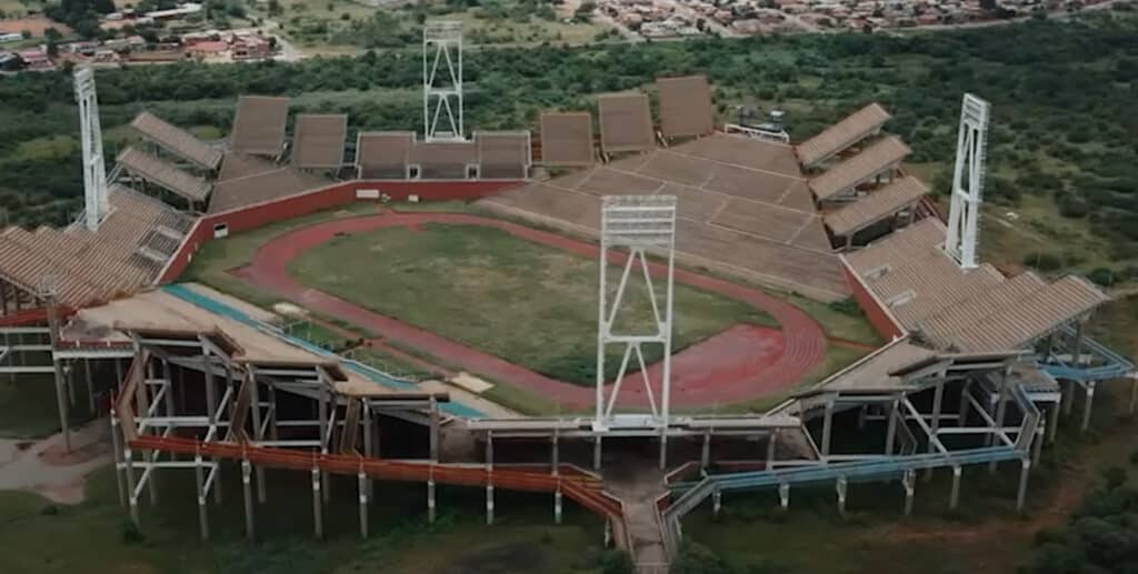 Mmabatho Stadium et ODI Stadium (Afrique du Sud) 02
stade de foot