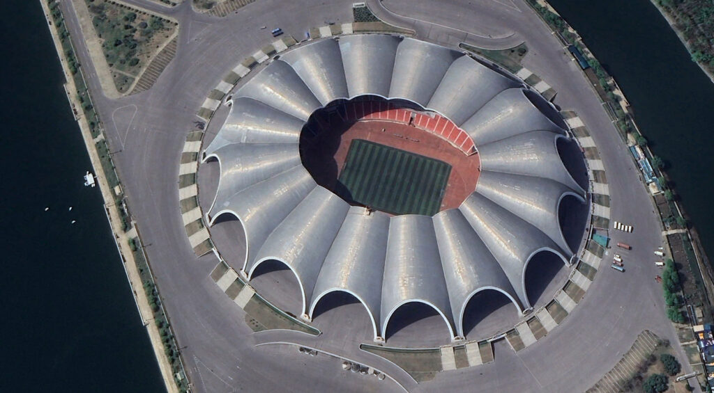 Rungrado 1st of May Stadium (Corée du Nord) 02
stade de foot