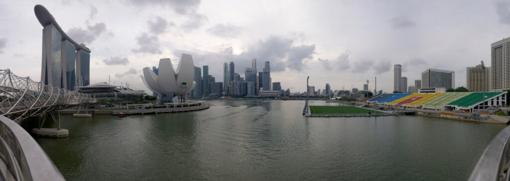 The Float At Marina Bay (Singapour) 01
stade de foot