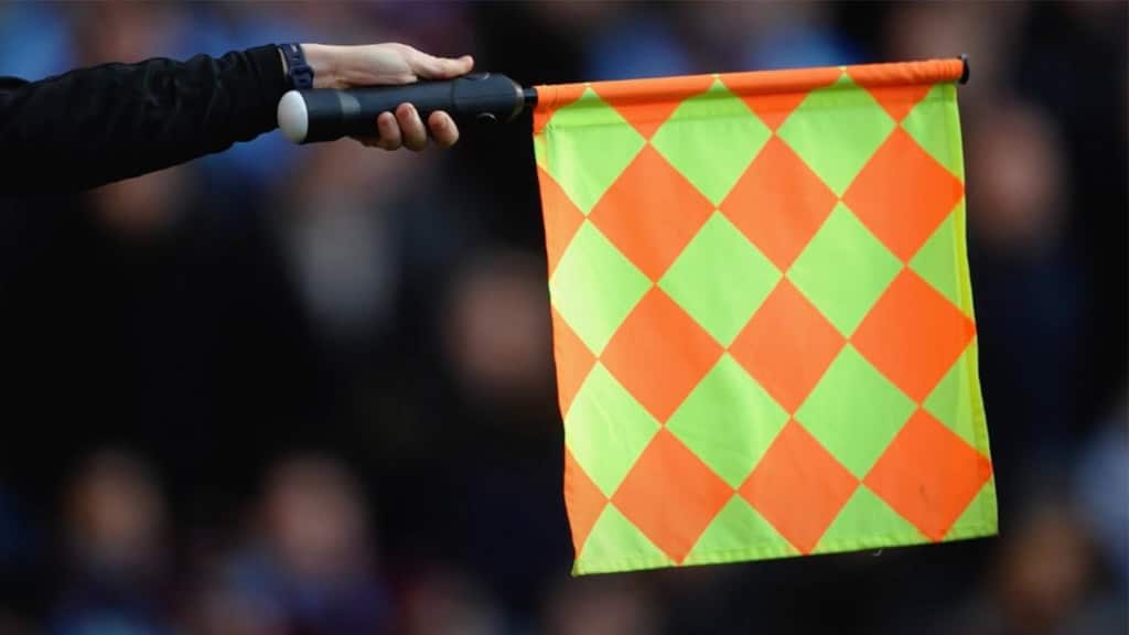 Hors-jeu : la FIFA et l’IFAB sur la piste de la loi Wenger