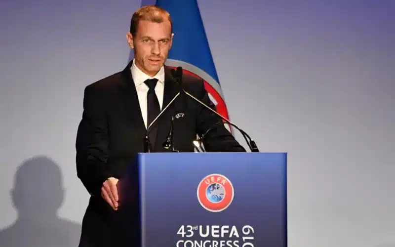 Aleksander Ceferin : un salaire qui enflamme les débats