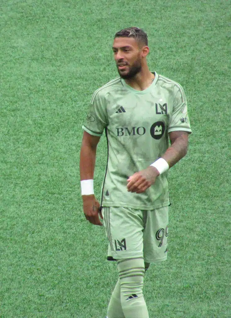 Denis Bouanga
