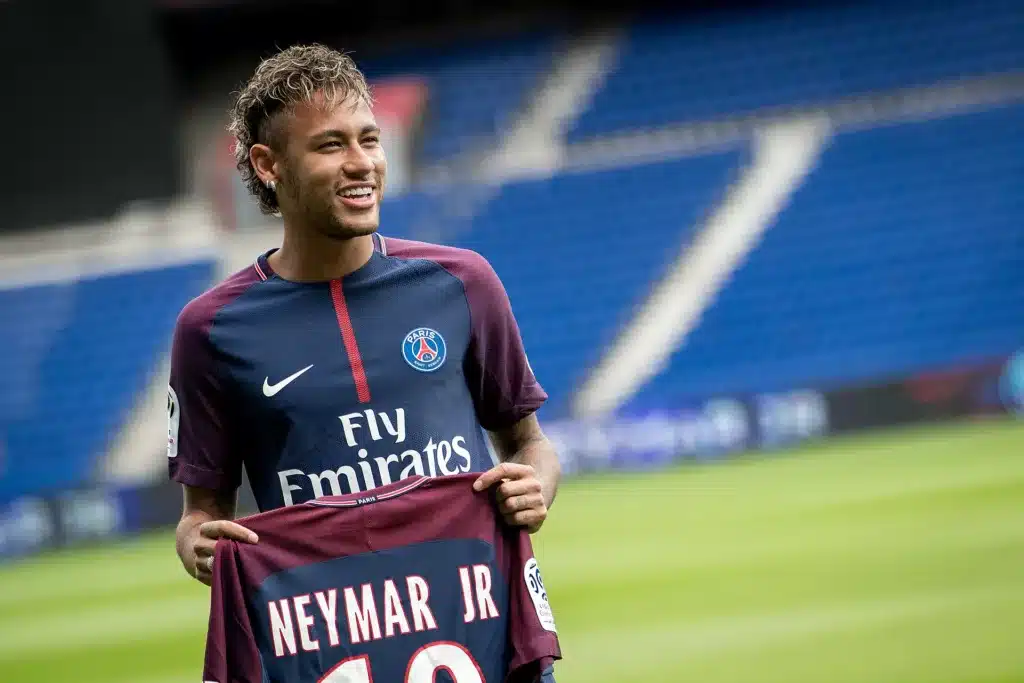 fiscalité au football Signature de Neymar au PSG