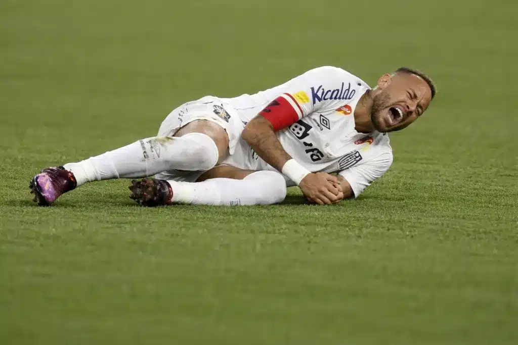 Blessure de Neymar Jr Santos FC
Neymar prolongation à Santos jusqu’en décembre 2026